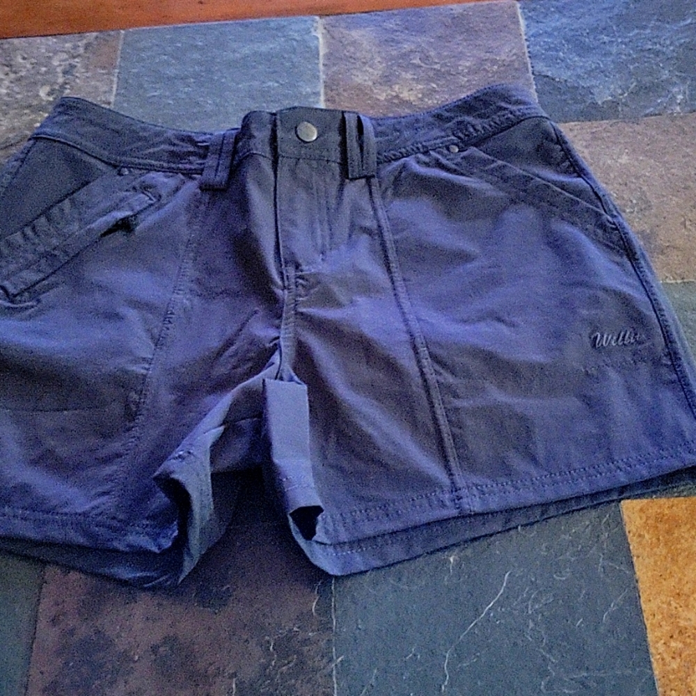 Willits dark gray water resistant golf/hiking/casual short